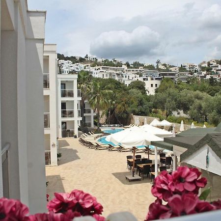 Costa Queen Suites Gümbet Exterior foto