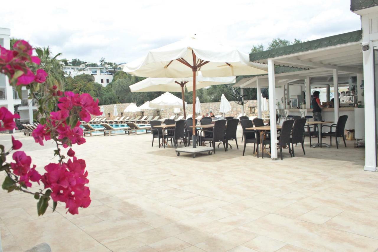 Costa Queen Suites Gümbet Exterior foto