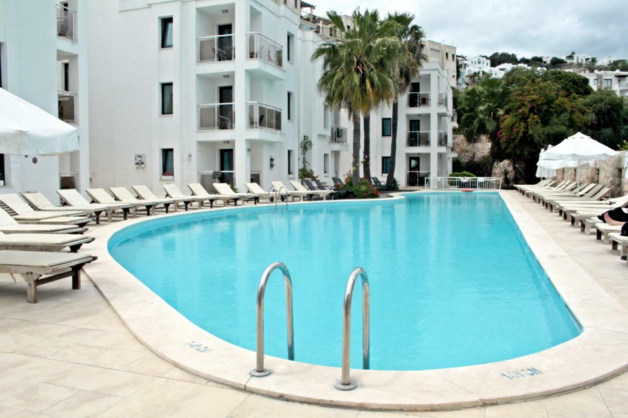 Costa Queen Suites Gümbet Exterior foto